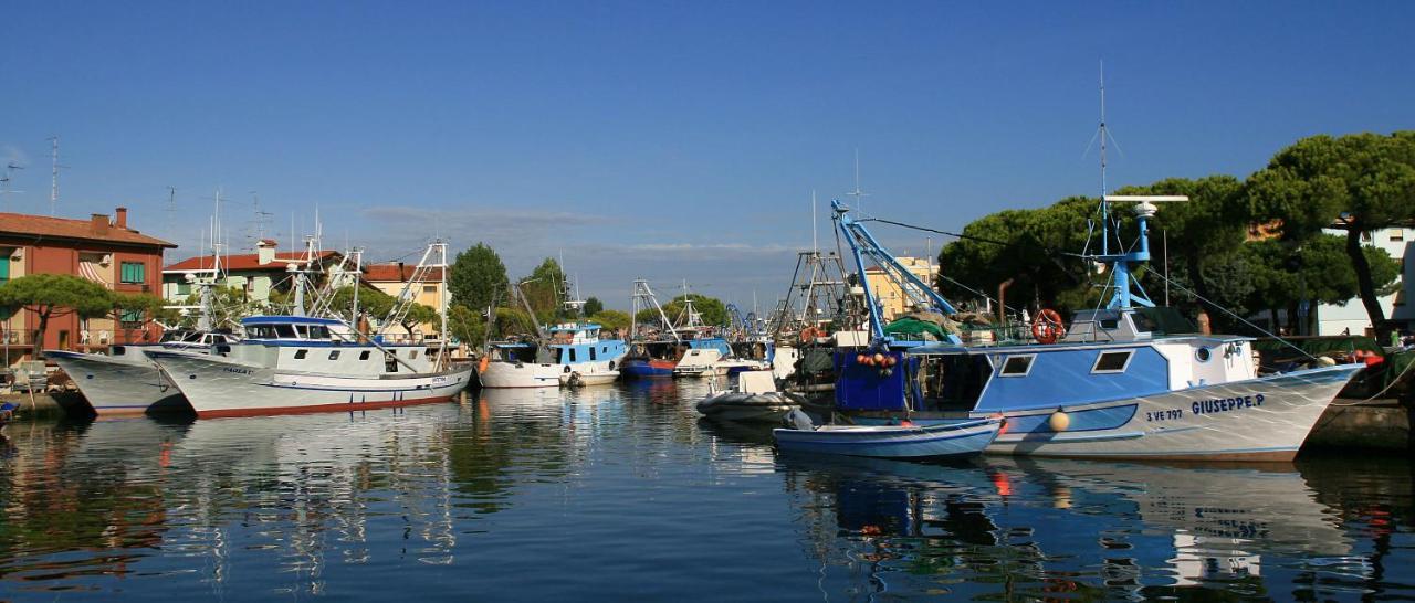 Ca' Mira Apartments Caorle Exteriér fotografie