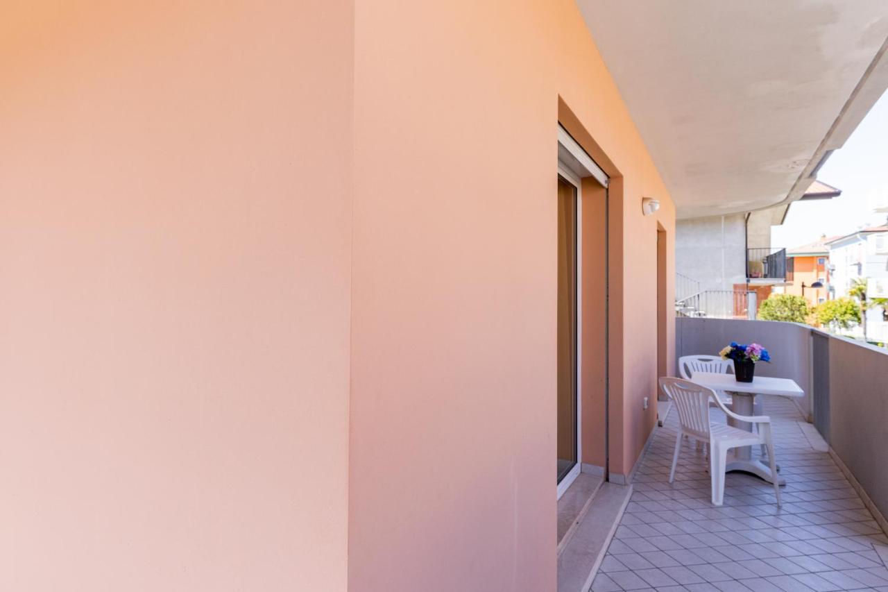 Ca' Mira Apartments Caorle Exteriér fotografie